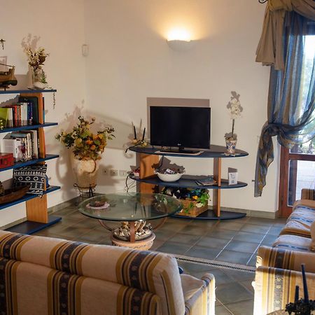 Villa By The Beach Sant'Andrea  외부 사진