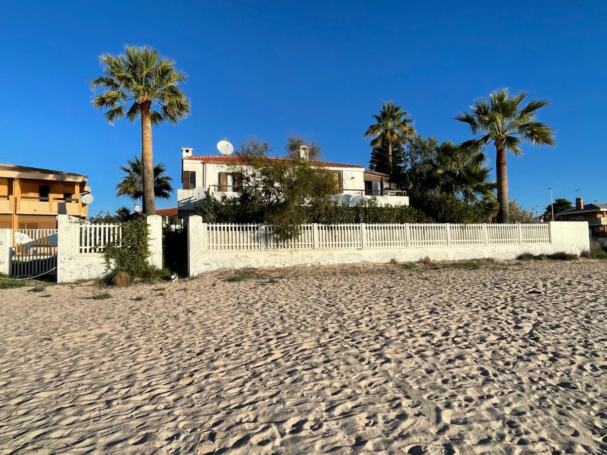 Villa By The Beach Sant'Andrea  외부 사진