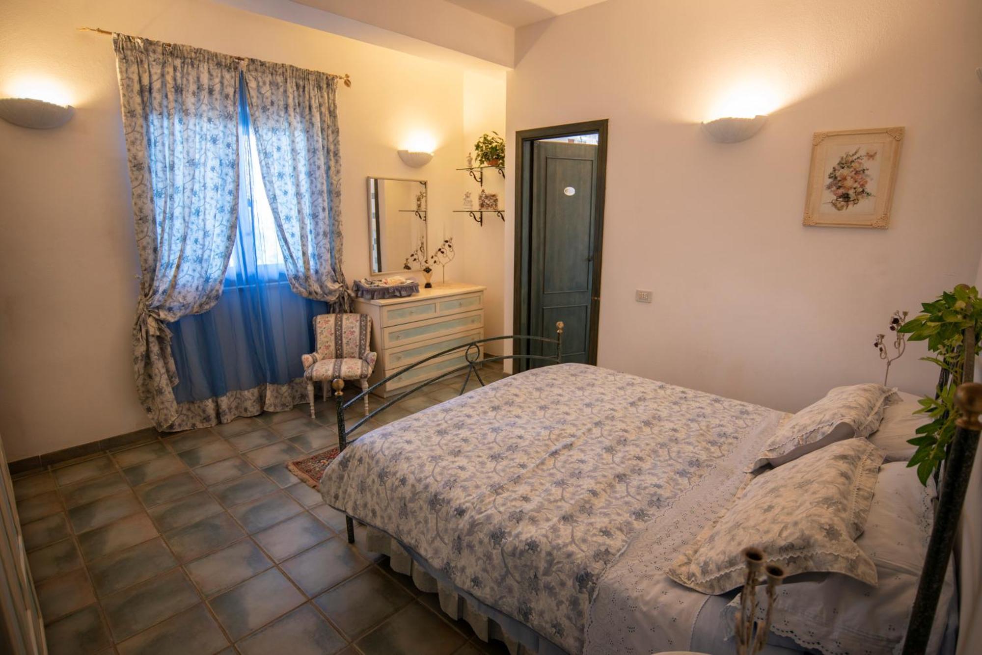 Villa By The Beach Sant'Andrea  외부 사진