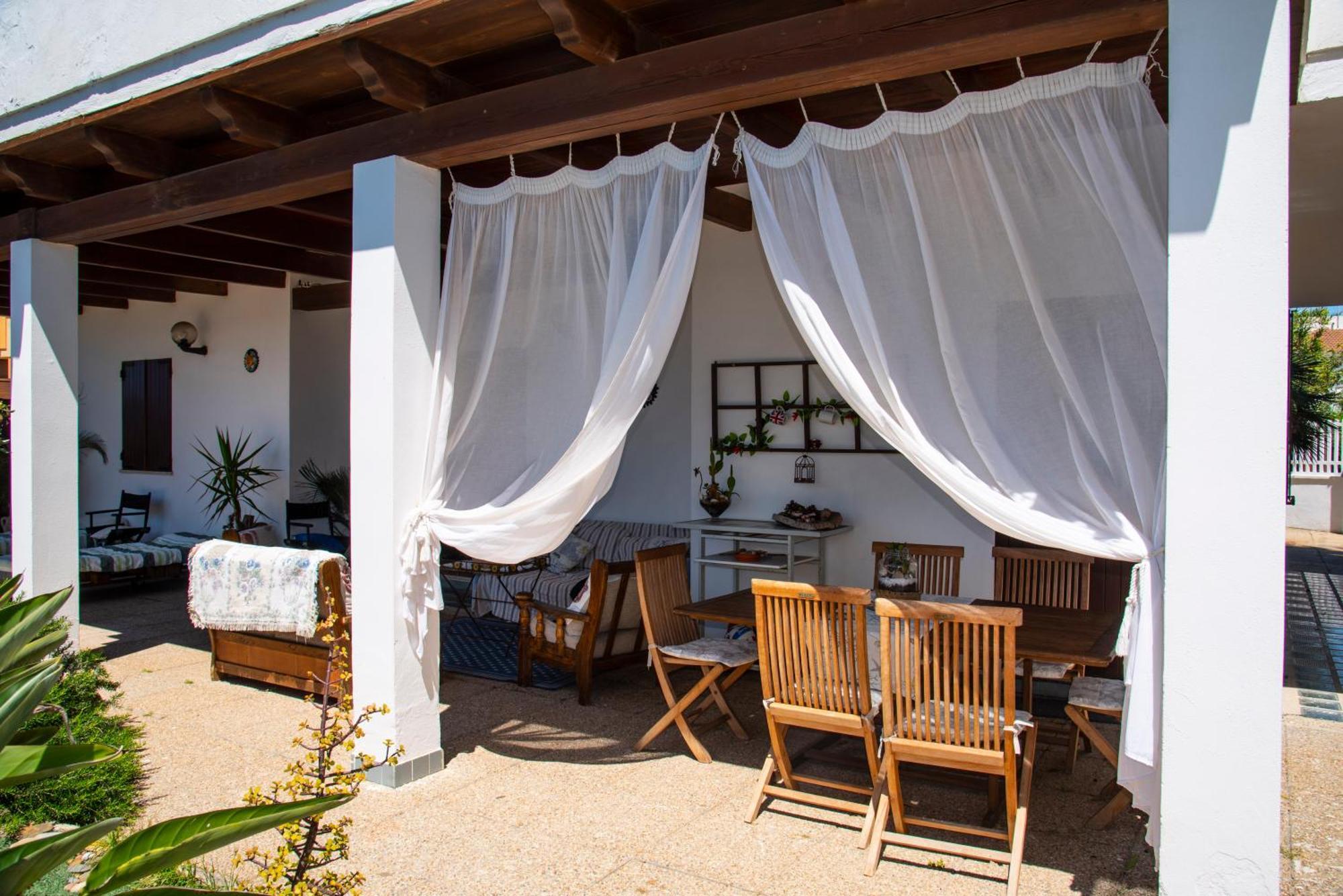 Villa By The Beach Sant'Andrea  외부 사진