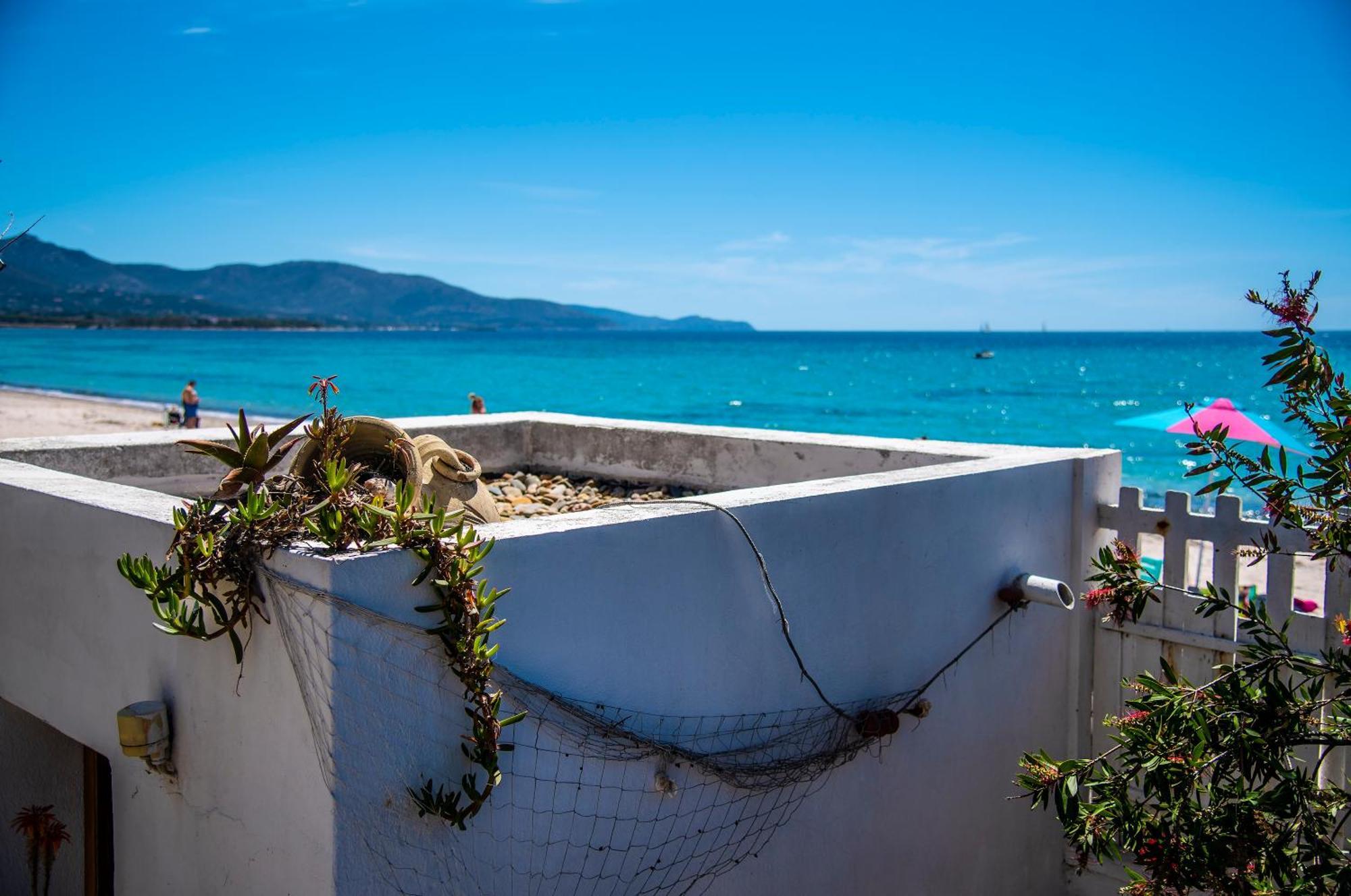 Villa By The Beach Sant'Andrea  외부 사진