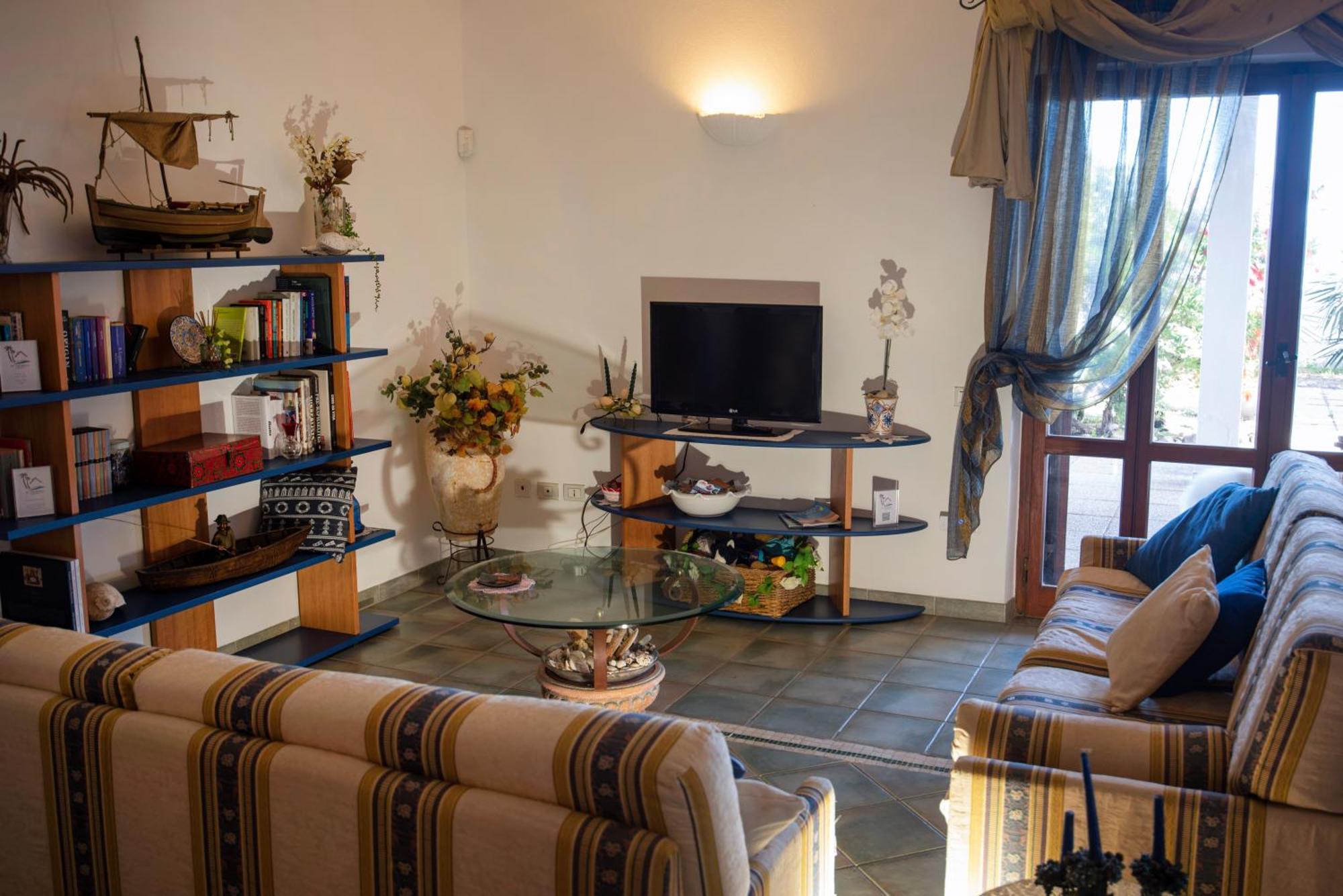 Villa By The Beach Sant'Andrea  외부 사진